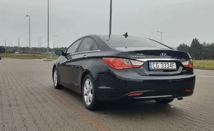 hyundai Hyundai Sonata cena 33000 przebieg: 225000, rok produkcji 2010 z Wrocław